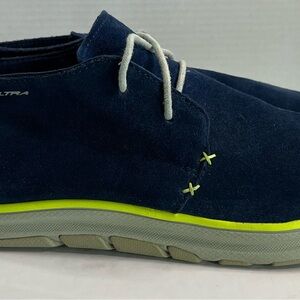 Men's ULTRA CHUKKA Sz 10 NAVY